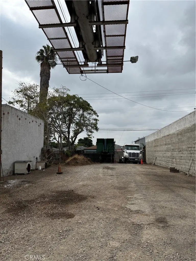 1122 E Firestone, Los Angeles, CA — listing photo 1