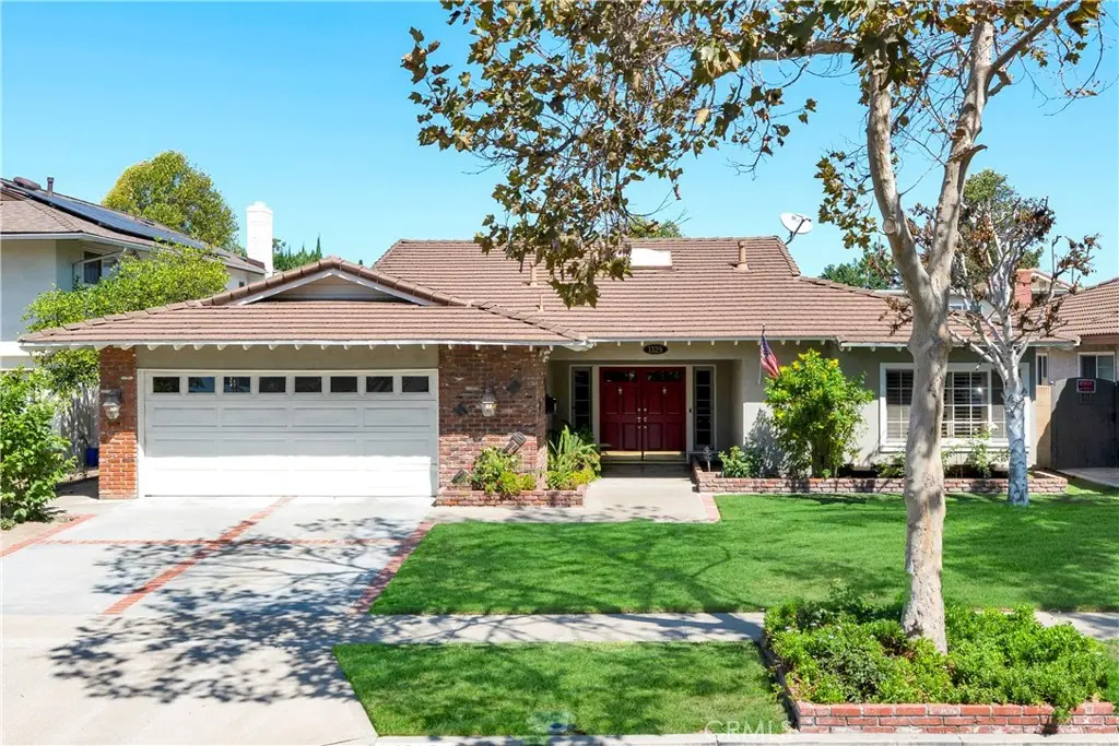 1329 W Park Lane, Santa Ana, CA — listing photo 1
