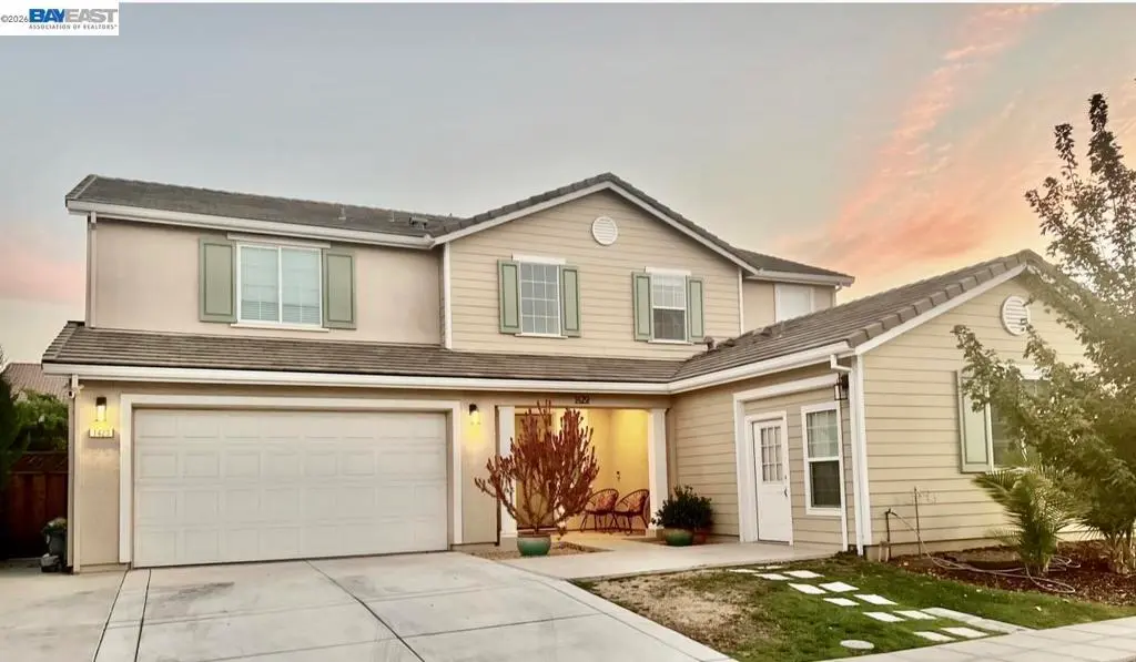 Residential Lease for rent at 1429 S Wilshire Ave, Mountain House, San Joaquin County, CA featuring 4 beds and 3 baths