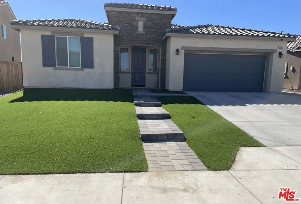 3818 Birchwood Avenue, Rosamond, CA — listing photo 1