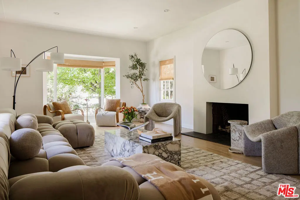 Residential Lease for rent at 2518 Canyon Drive, Los Angeles, Los Angeles County, CA featuring 3 beds and 3 baths