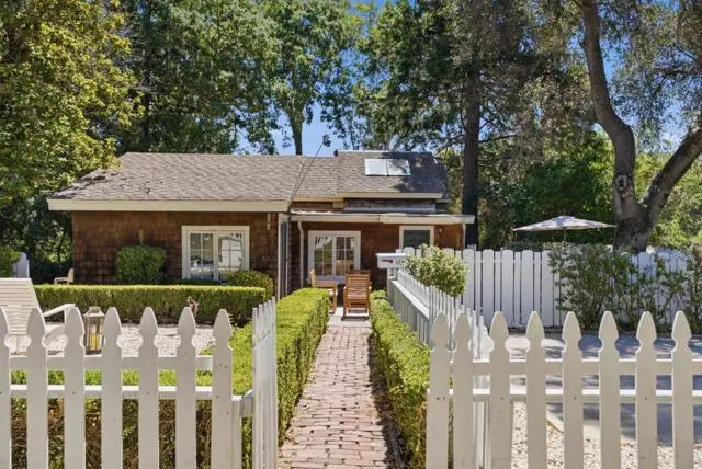 Duplex for sale at 104 Edelen Avenue, Los Gatos, CA