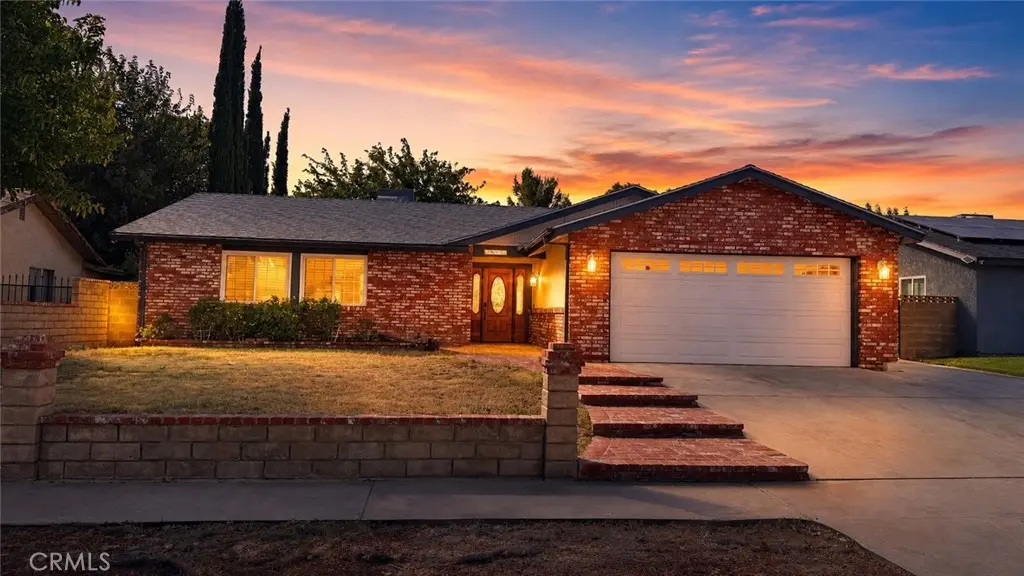 Single Family Residence for sale at 39254 Willowvale, Palmdale, CA featuring 4 beds and 2 baths