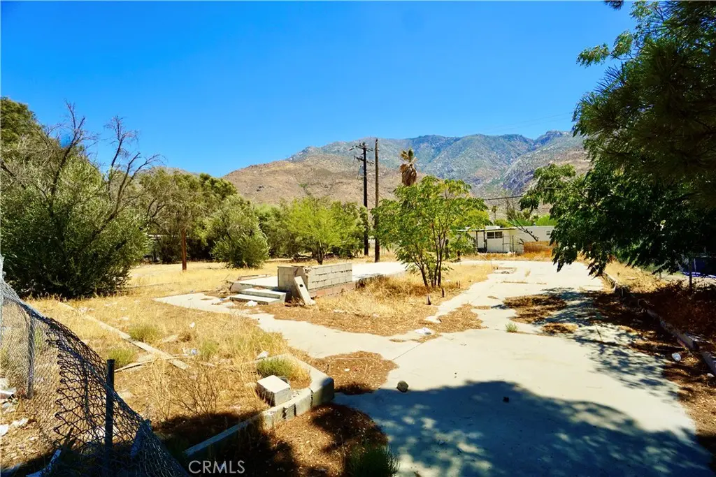 52077 Maxine, Cabazon, CA — listing photo 1