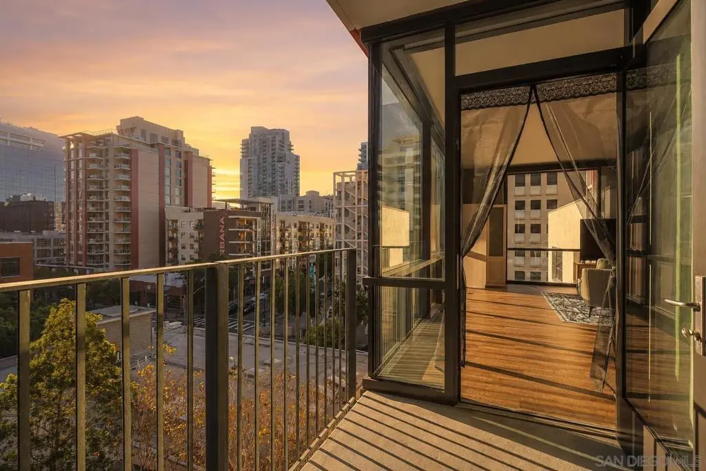 350 11Th 630, San Diego, CA — listing photo 1