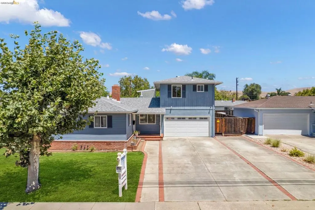 1758 Landana, Concord, CA — listing photo 1