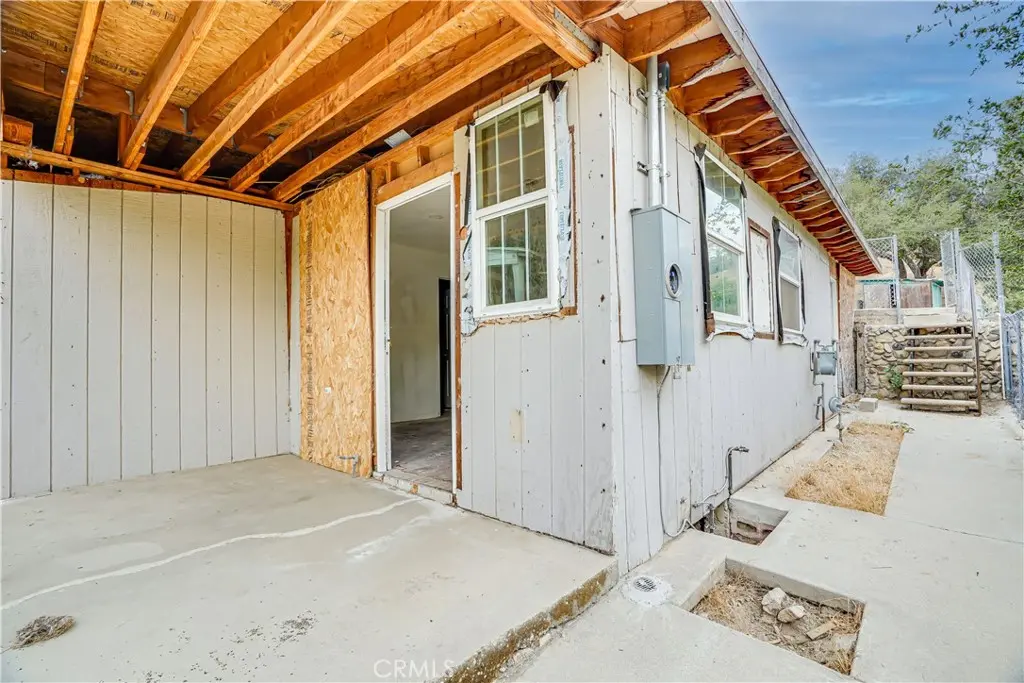 12055 Kagel Canyon, Sylmar, CA — listing photo 1