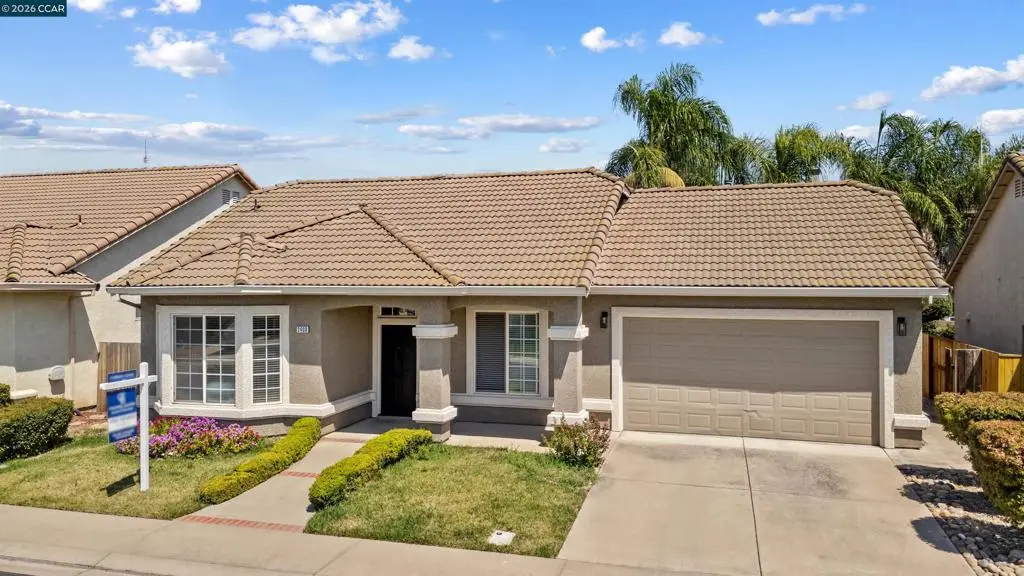 2408 Amber Elm, Modesto, CA — listing photo 1