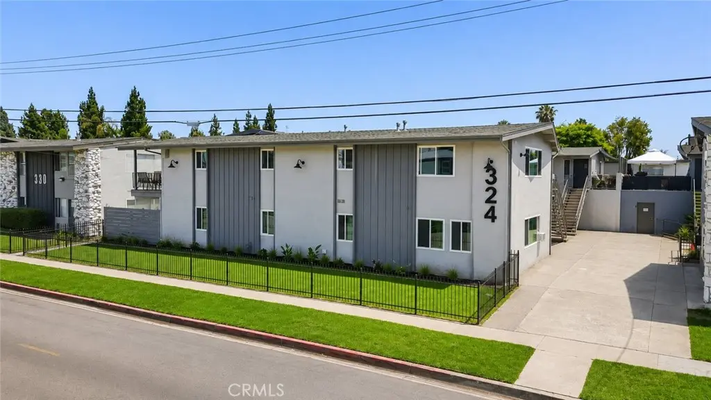 Apartment for sale at 324 E Leatrice Lane, Anaheim, CA