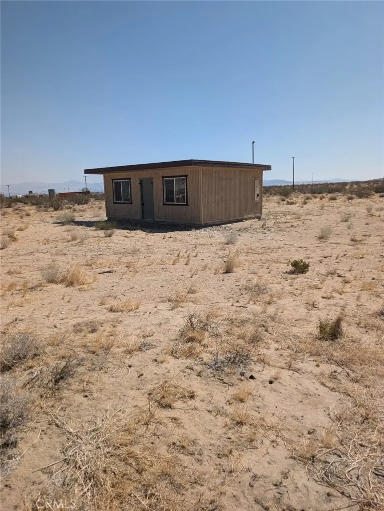56850 Bodick, Landers, CA — listing photo 1