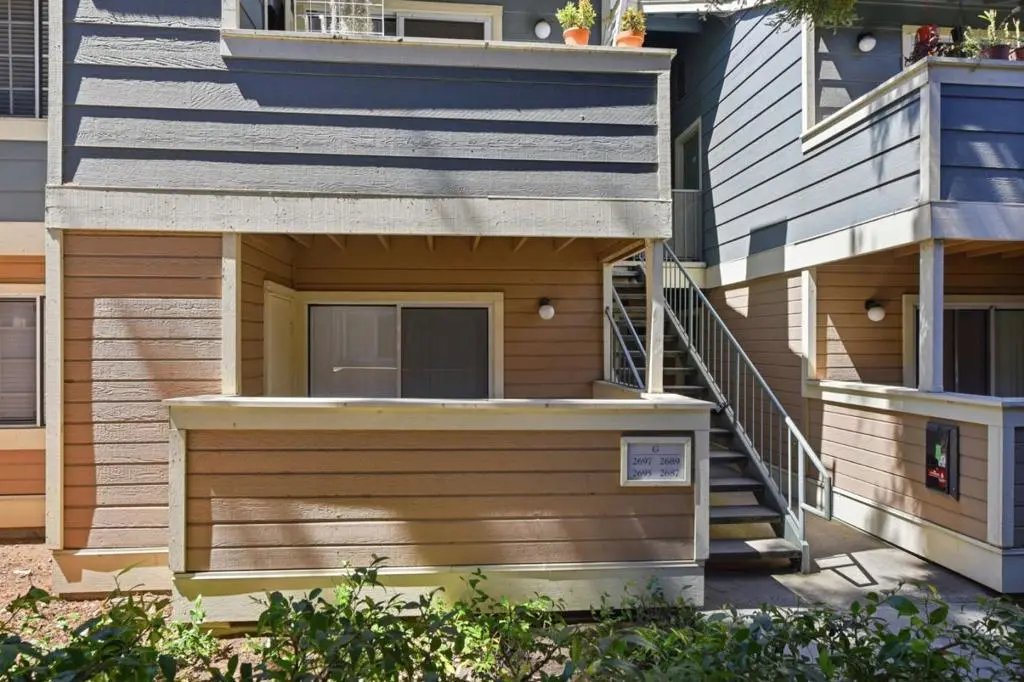 Condominium for sale at 2695 Somerset Park Circle, San Jose, CA featuring 1 bed and 1 bath
