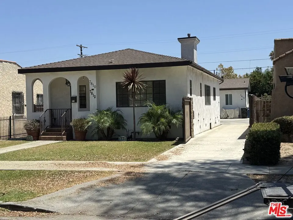 Single Family Residence for sale at 7810 La Salle Avenue, Los Angeles, CA featuring 3 beds and 2 baths