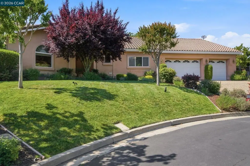 2426 Heritage Oaks Dr, Alamo, CA — listing photo 1