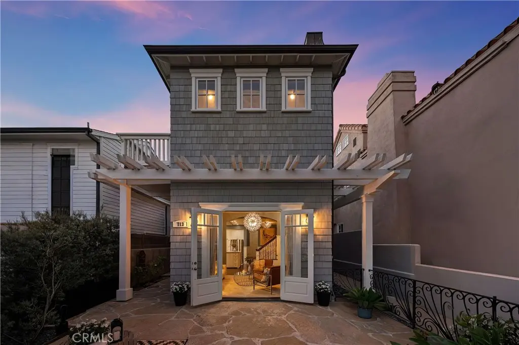 713 Larkspur Avenue, Corona Del Mar, CA — listing photo 1