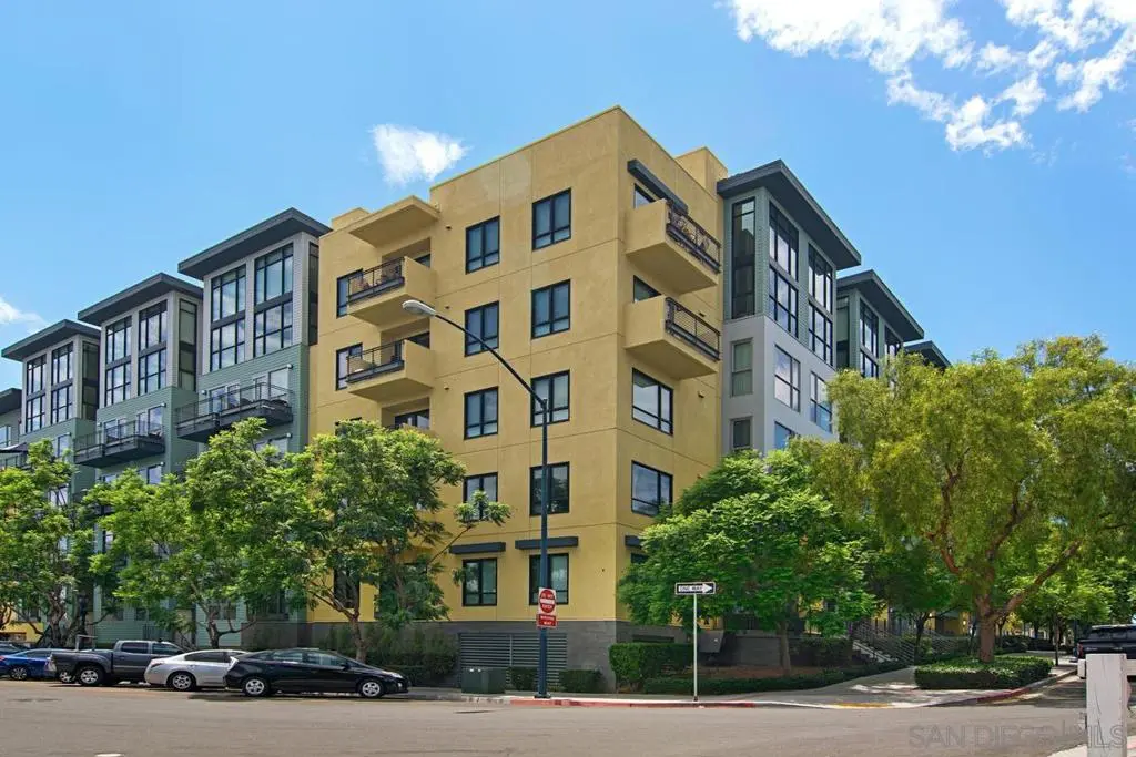 Condominium for sale at 889 Date 541, San Diego, CA featuring 1 bed and 2 baths