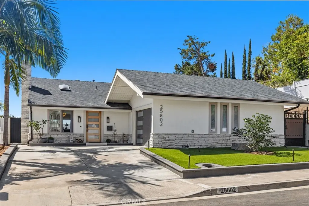 Single Family Residence for sale at 25802 Sycamore, Laguna Hills, CA featuring 3 beds and 2 baths