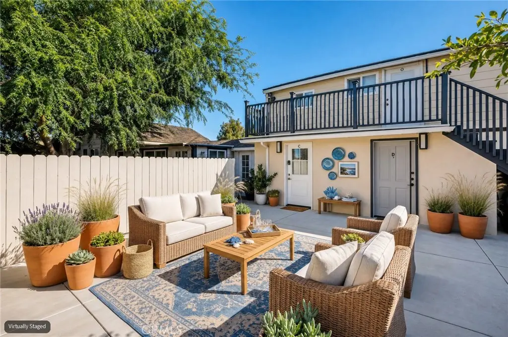 2653 Santa Ana, Costa Mesa, CA — listing photo 1