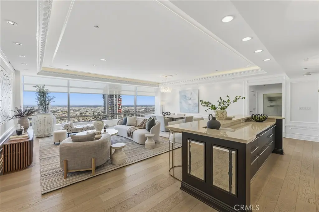 Residential Lease for rent at 900 W Olympic, Los Angeles, Los Angeles County, CA featuring 3 beds and 4 baths