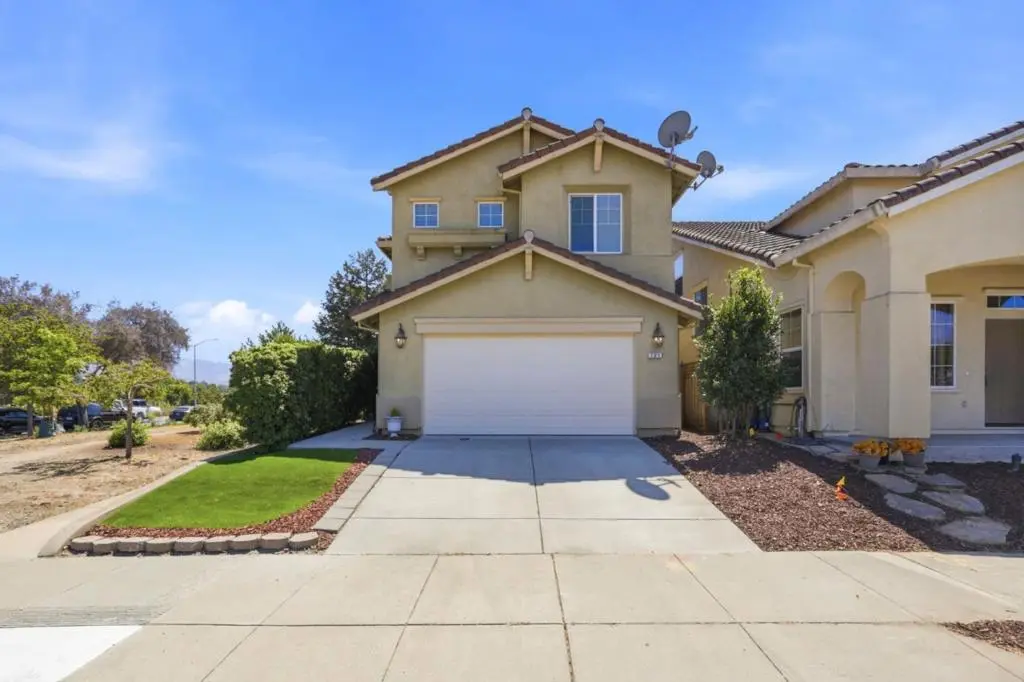 Single Family Residence for sale at 701 Vista Montana Drive, Watsonville, CA featuring 4 beds and 3 baths