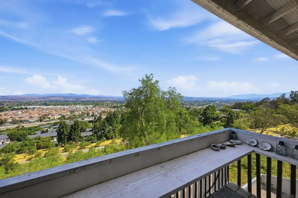 4226 La Pinata Way 227, Oceanside, CA — listing photo 1