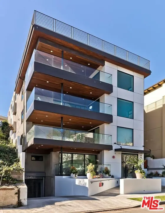 Residential Lease for rent at 1839 Pandora Avenue PH, Los Angeles, Los Angeles County, CA featuring 4 beds and 5 baths