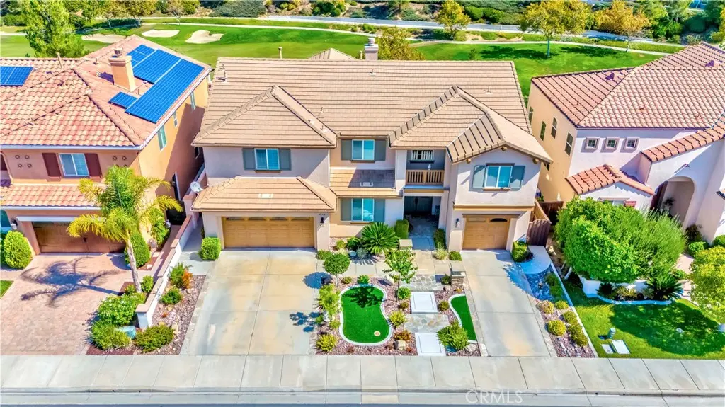 Single Family Residence for sale at 45316 Saint Tisbury, Temecula, CA featuring 5 beds and 4 baths