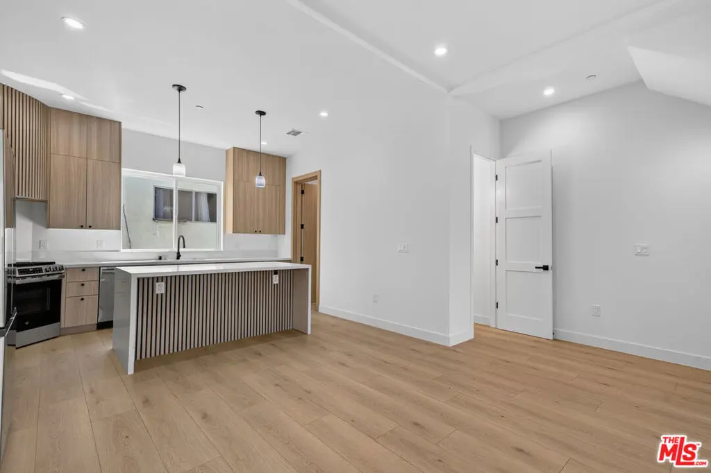 Residential Lease for rent at 2420 N Council Street, Los Angeles, Los Angeles County, CA featuring 3 beds and 4 baths