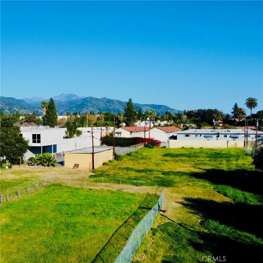 518 E Foothill, Azusa, CA — listing photo 1
