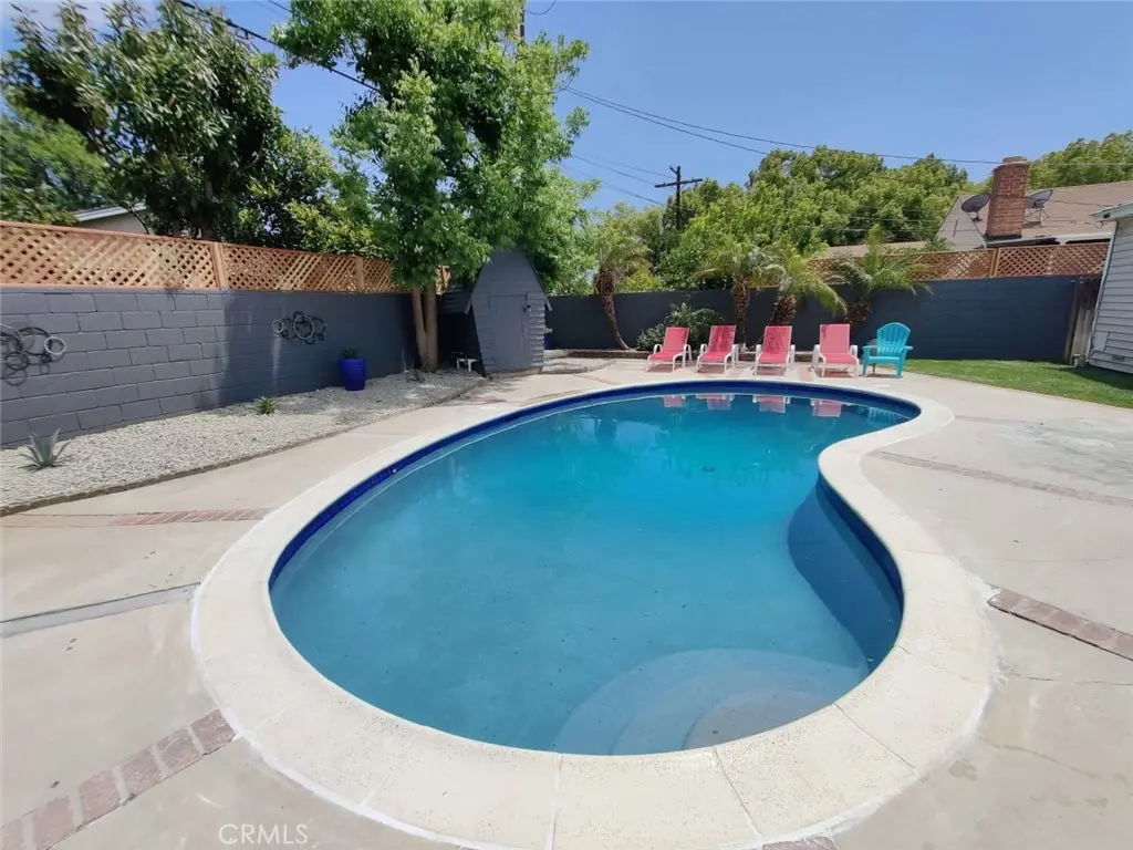 6838 Bertrand, Reseda, CA — listing photo 1