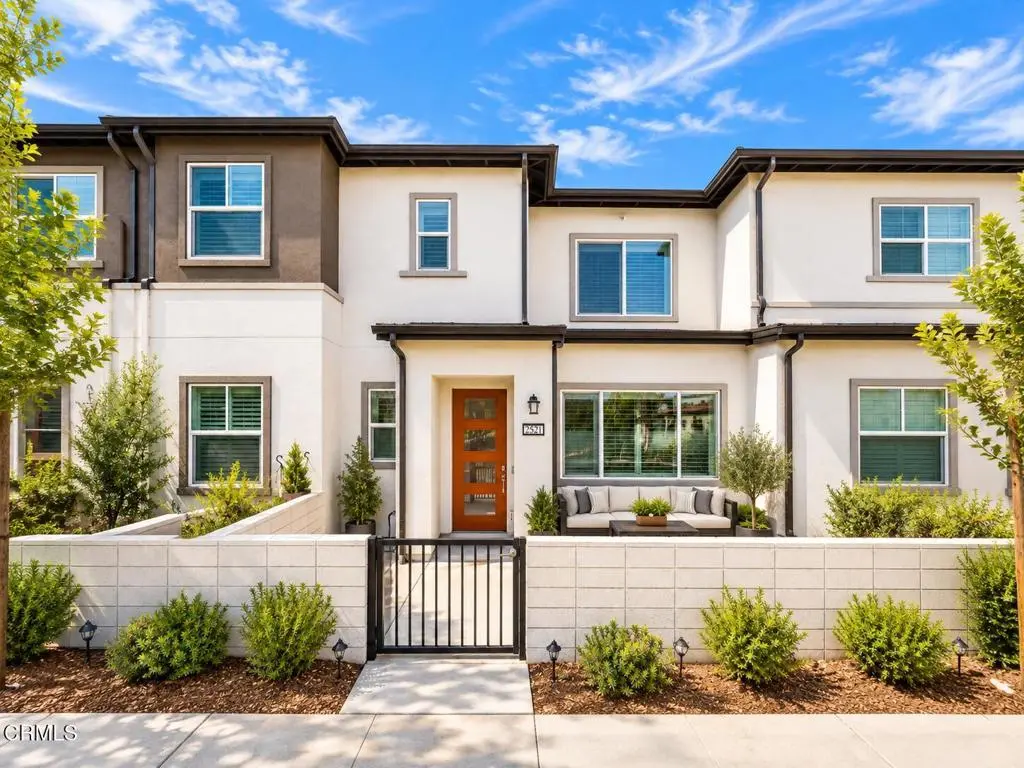 2521 Little Rock Lane, Simi Valley, CA — listing photo 1