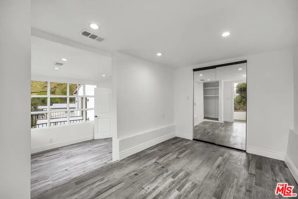 Residential Lease for rent at 9848 Portola Drive, Los Angeles, Los Angeles County, CA featuring 3 beds and 3 baths
