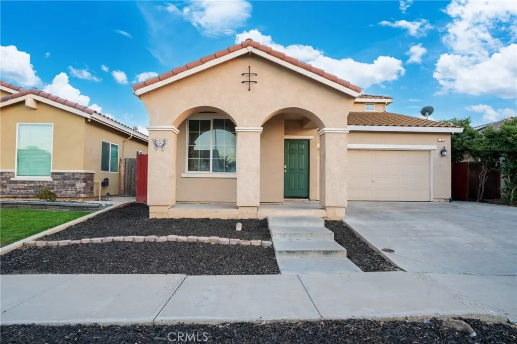 1466 La Sierra St, Merced, CA — listing photo 1