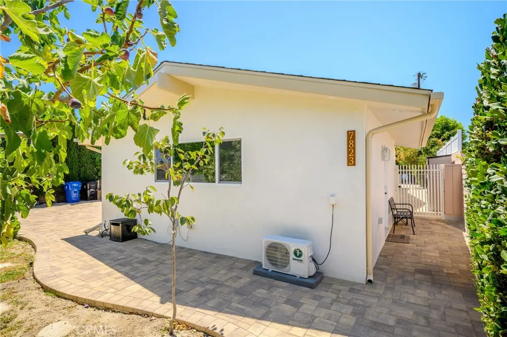 7823 Ampere, North Hollywood, CA — listing photo 1