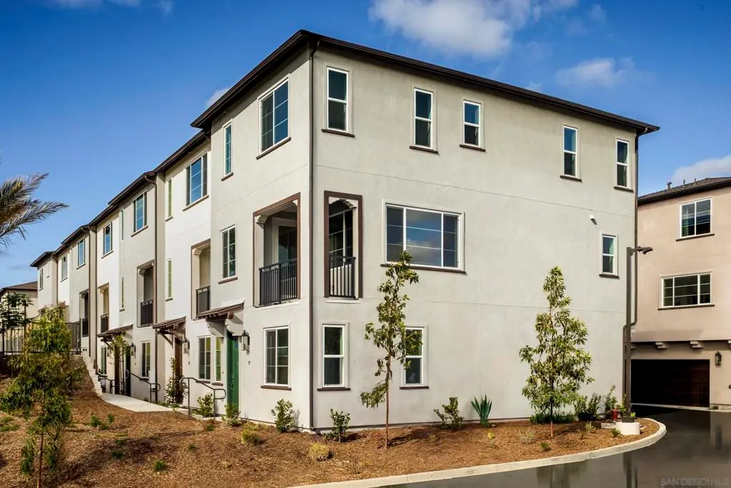 10202 Vista Lusardi 2, San Diego, CA — listing photo 1