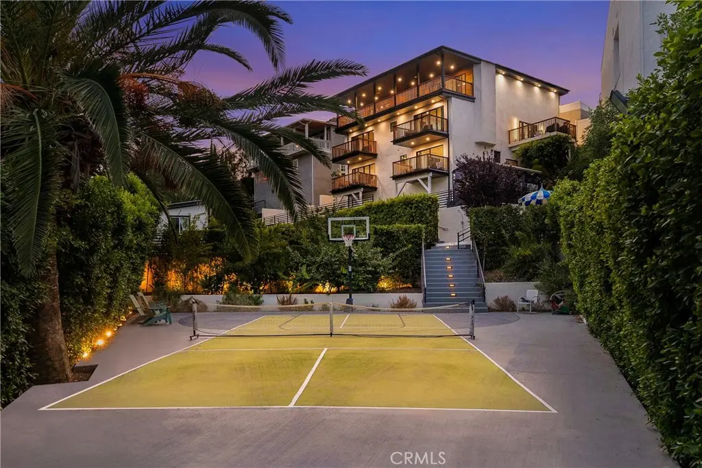 5150 Campo Road, Woodland Hills, CA — listing photo 1