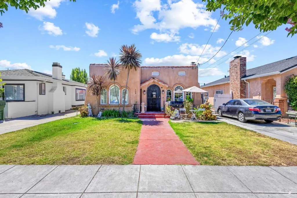 Single Family Residence for sale at 124 E Humboldt Street, San Jose, CA featuring 2 beds and 1 bath