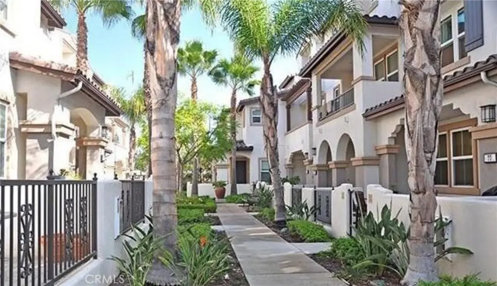 Townhouse for rent at 76 Bixby Circle, Buena Park, CA featuring 3 beds and 3 baths