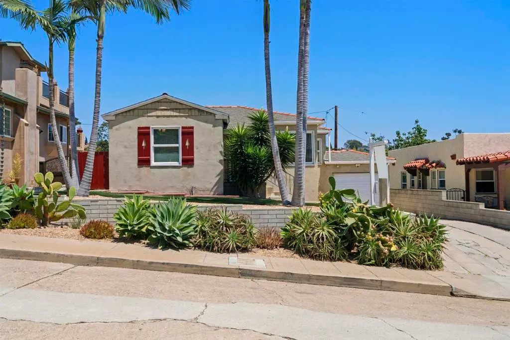 3219 Goldfinch Street, San Diego, CA — listing photo 1