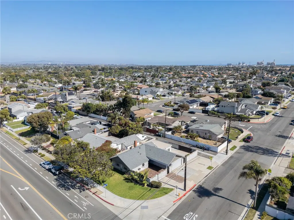 Single Family Residence for sale at 8232 Indianapolis, Huntington Beach, CA featuring 3 beds and 2 baths
