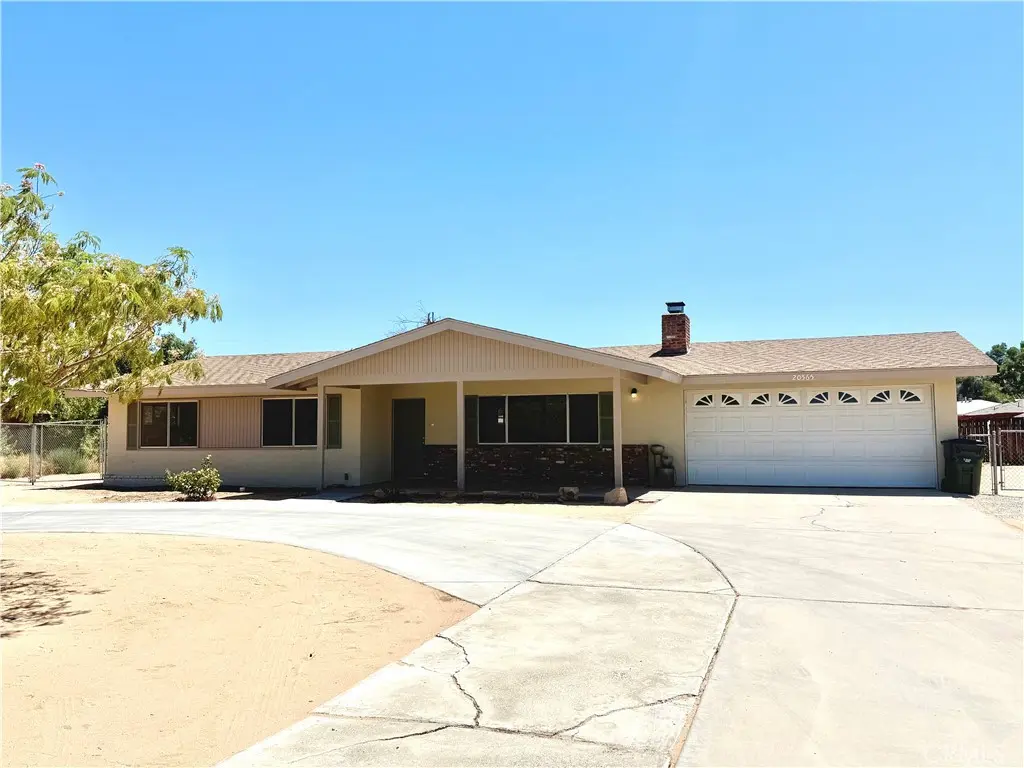 20565 Winona Rd, Apple Valley, CA — listing photo 1
