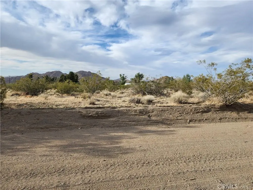 502 Morningside Street, Lucerne Valley, CA — listing photo 1