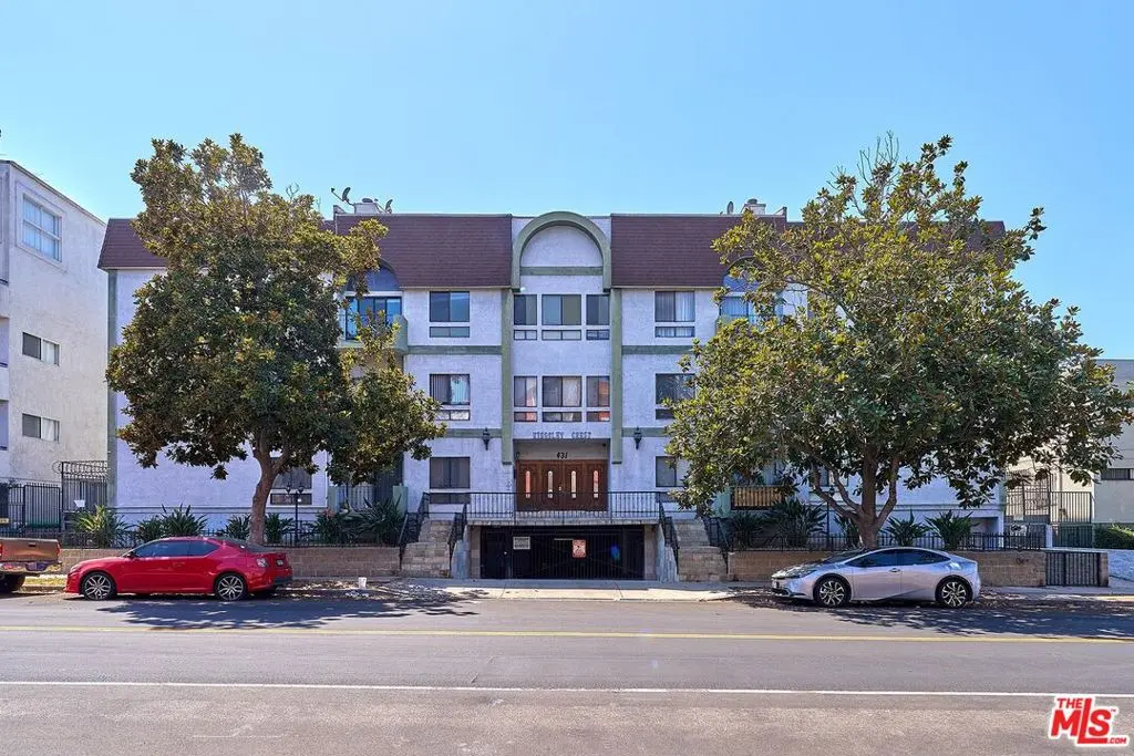 Condominium for sale at 431 S Kingsley Drive 205, Los Angeles, CA featuring 3 beds and 2 baths