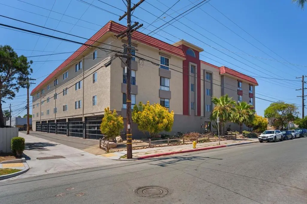 Condominium for sale at 3535 Monroe Ave 46, San Diego, CA featuring 1 bed and 1 bath