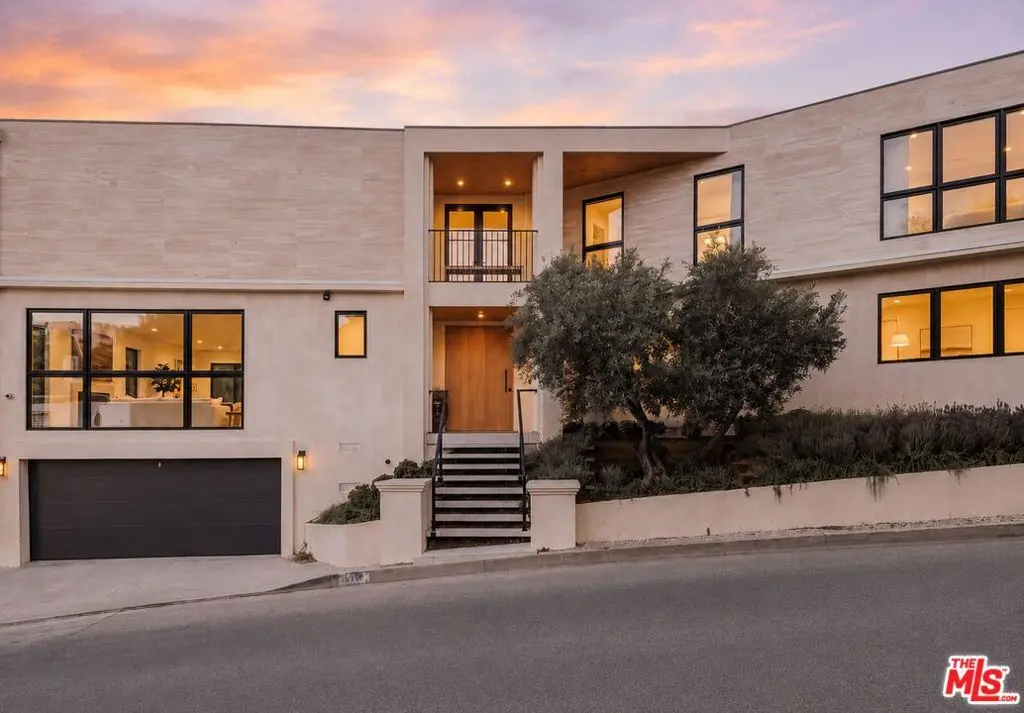 Single Family Residence for sale at 1417 Bluebird Avenue, Los Angeles, CA featuring 3 beds and 4 baths