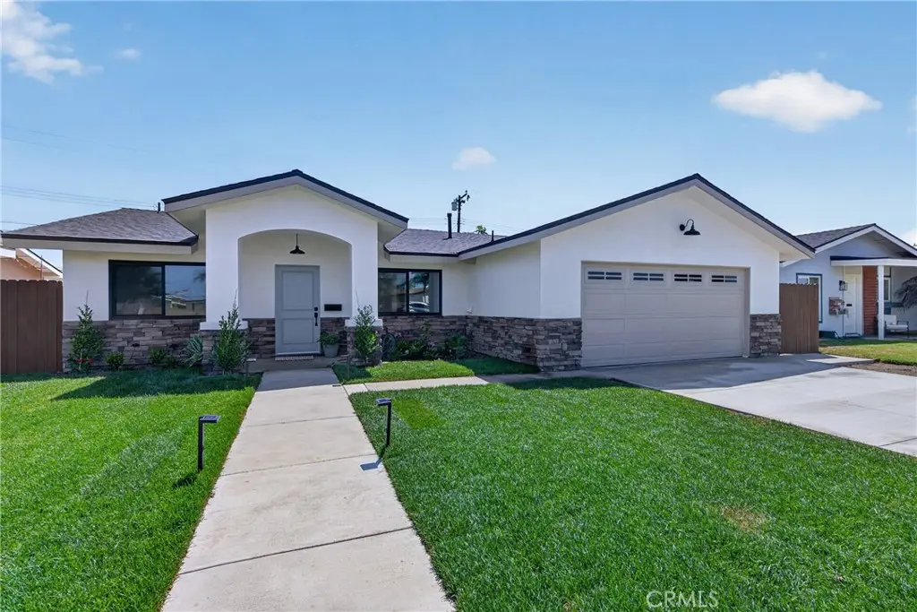 Single Family Residence for sale at 19352 Brookhurst, Huntington Beach, CA featuring 4 beds and 3 baths
