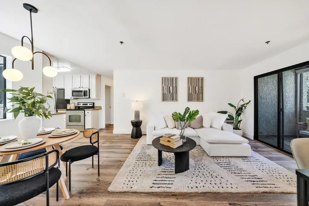 880 E Fremont Avenue 318, Sunnyvale, CA — listing photo 1