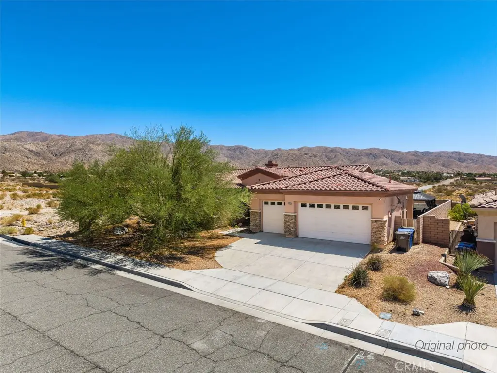 10512 Aurora Place, Desert Hot Springs, CA — listing photo 1