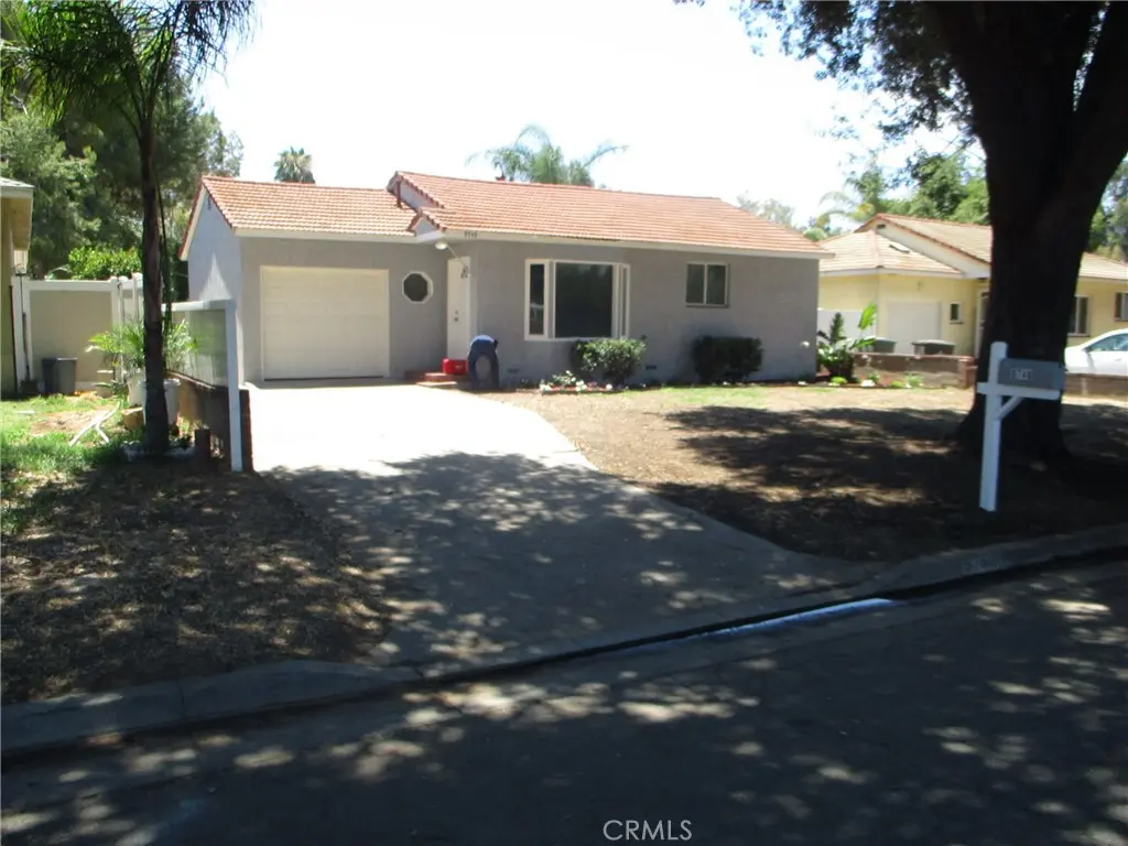 Single Family Residence for sale at 9748 Belmont, Riverside, CA featuring 2 beds and 1 bath