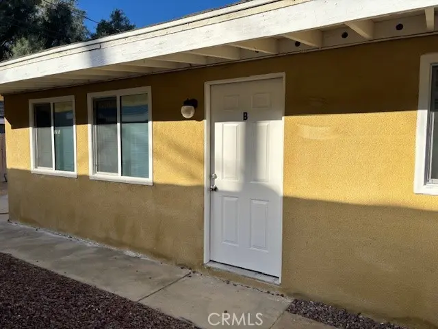 Residential Lease for rent at 8124 Peach Avenue, California City, Kern County, CA featuring 2 beds and 1 bath