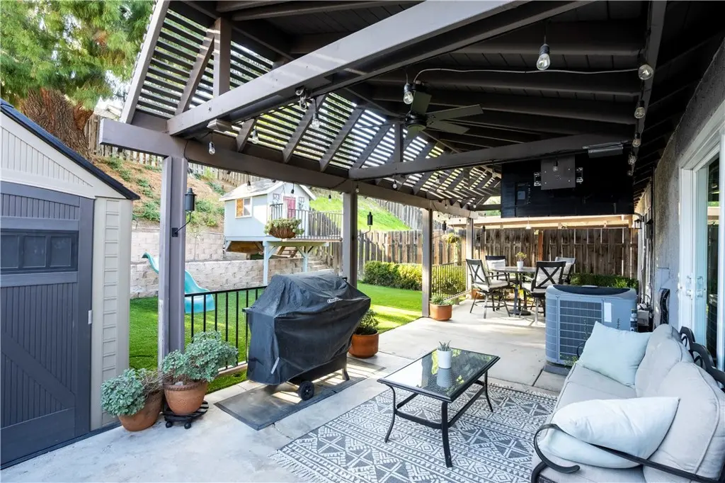 28291 Bockdale Ave., Canyon Country, CA — listing photo 1